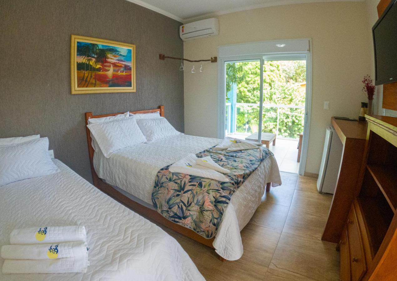 Residencial Aguas De Bare Hotel Sao Sebastiao  Buitenkant foto
