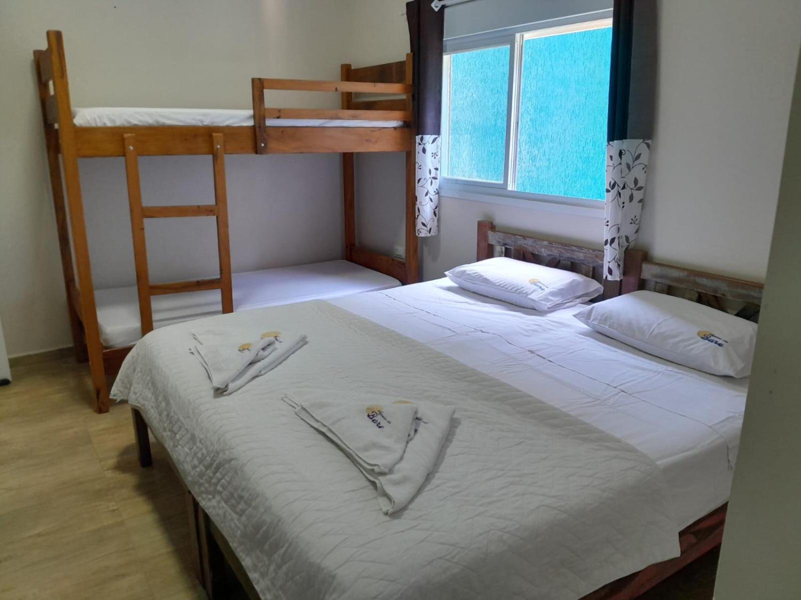 Residencial Aguas De Bare Hotel Sao Sebastiao  Buitenkant foto