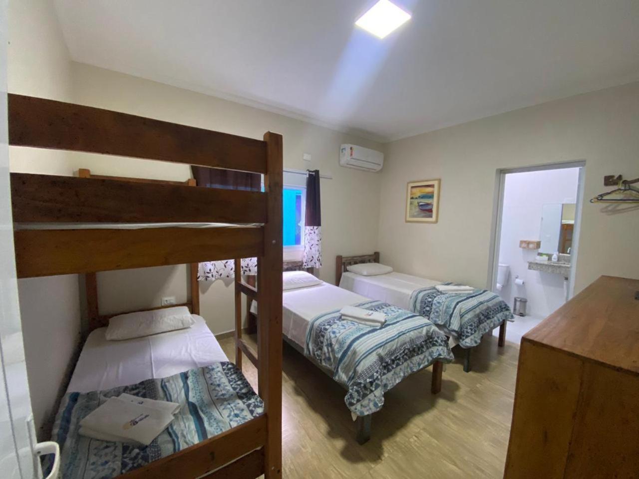 Residencial Aguas De Bare Hotel Sao Sebastiao  Buitenkant foto